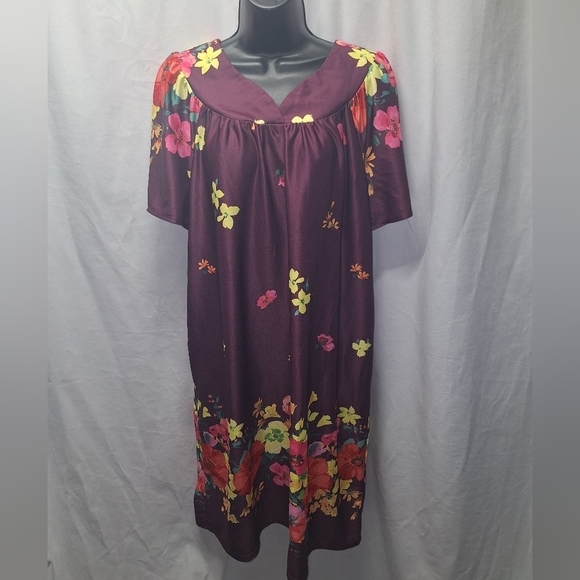 Anthony Richard's floral muumuu - Picture 1 of 5